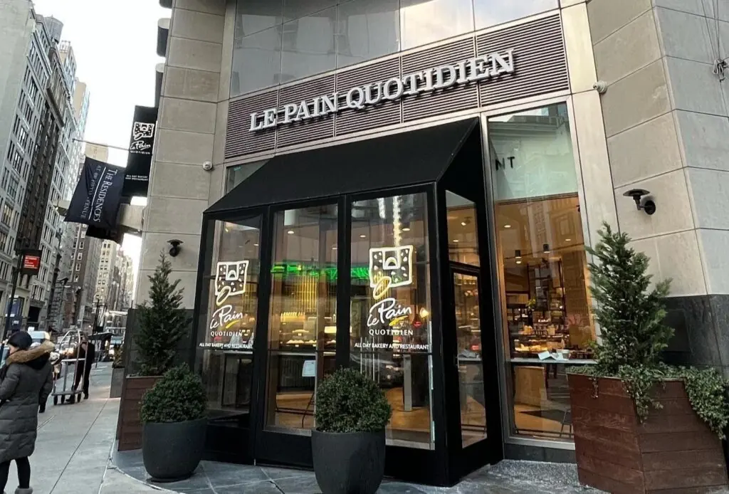 Stay Cozy This Winter: The Benefits of Winter Vestibules for Your Business